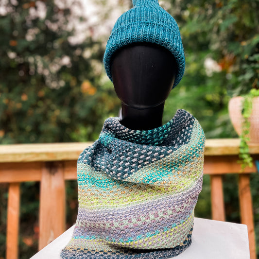 The Shift Cowl